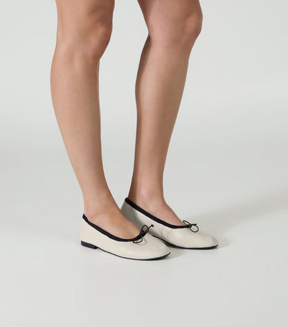 New Arrivals Tony Bianco Chelsea Dove Nappa/Black